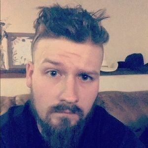 Meet your Posher, Johnathan